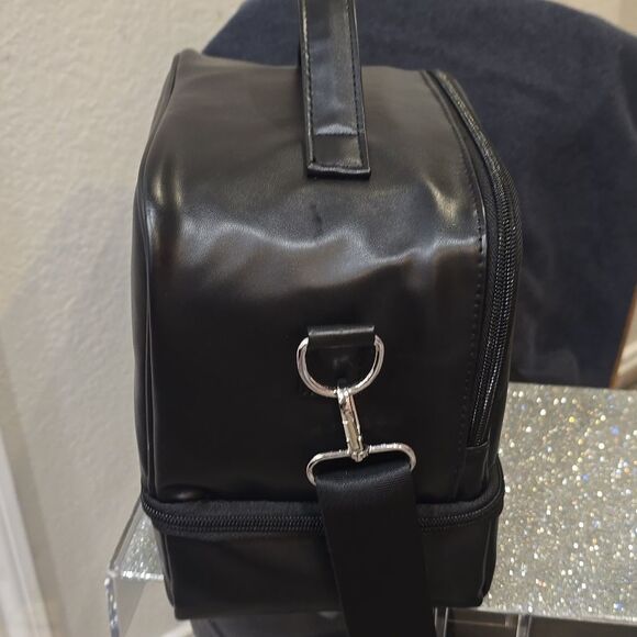 Juicy Couture Rhinestone Logo/Crown Zip-Around Insulated Lunch Tote Bag - Picture 6 of 8